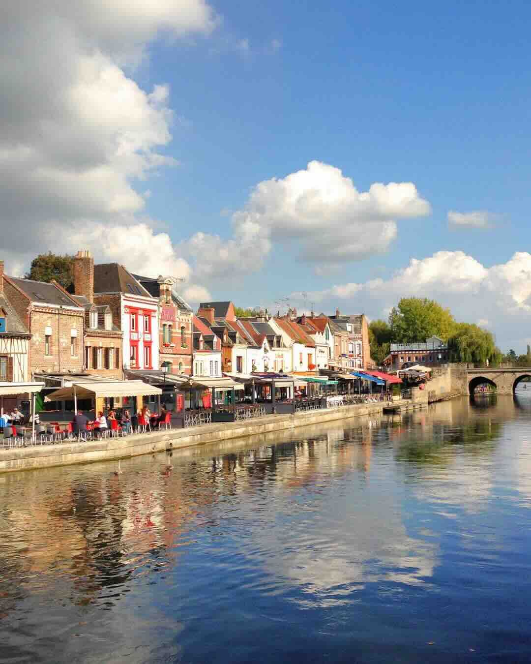 Amiens (knb10fsu).jpg