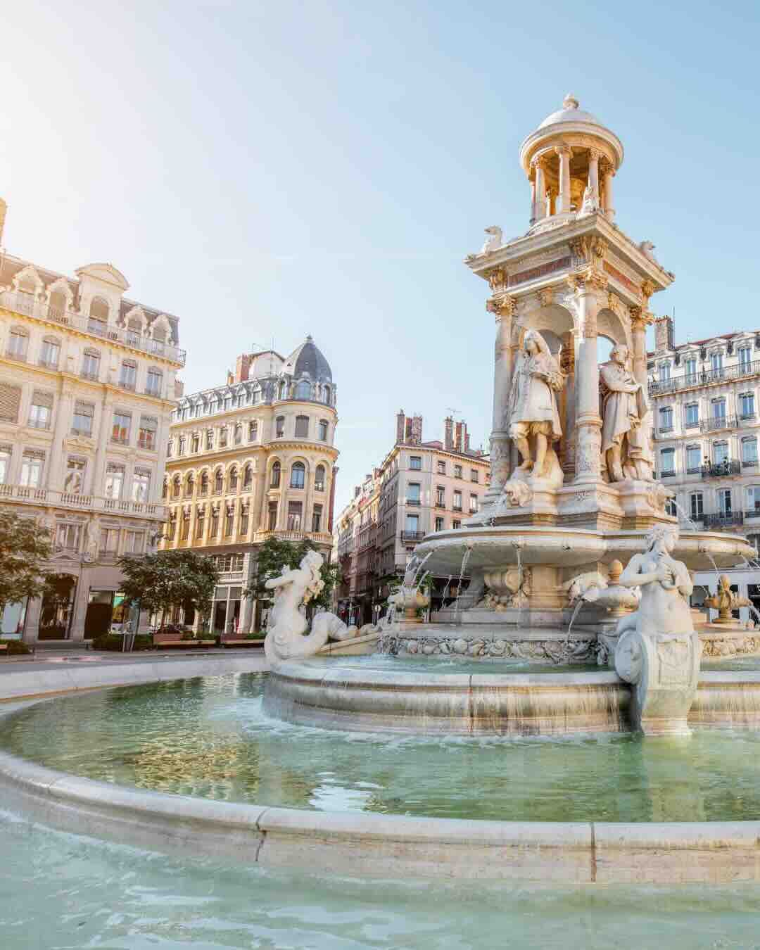 Lyon - RossHelen.jpg